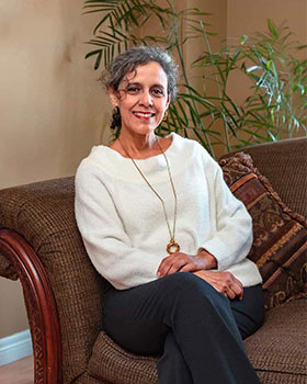 MARIA DEL CARMEN SARMIENTO Psychotherapist