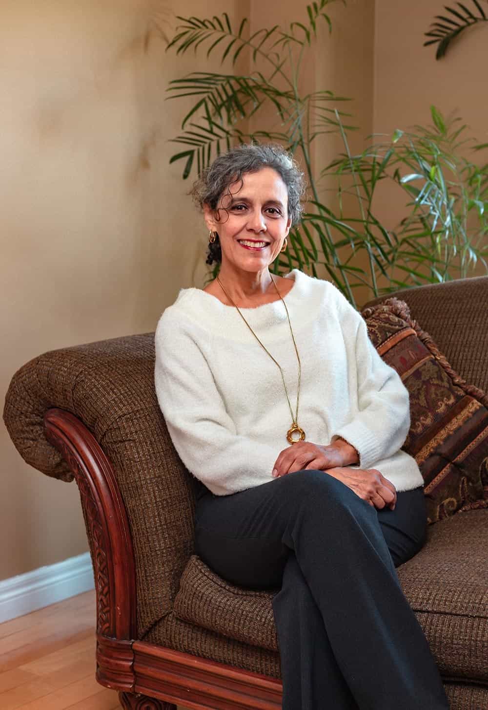 MARIA DEL CARMEN SARMIENTO